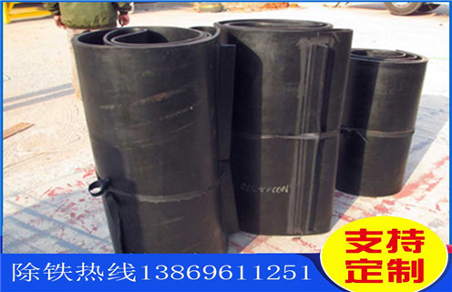 永磁除鐵器，皮帶除鐵器，永磁皮帶除鐵器安裝高度有什么標(biāo)準(zhǔn)嗎