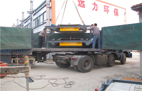皮帶強(qiáng)磁除鐵器，吉林皮帶強(qiáng)磁除鐵器_內(nèi)部構(gòu)造_吉林皮帶強(qiáng)磁除鐵器訂制哪家好_使用方法 