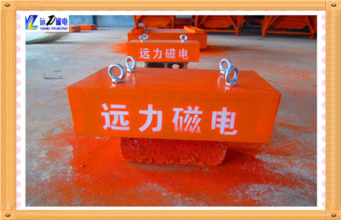 自卸式永磁除鐵器，河南自卸式永磁除鐵器價格_內(nèi)部磁塊安裝方法_河南自卸式永磁除鐵器價格定制供應(yīng)型號價格