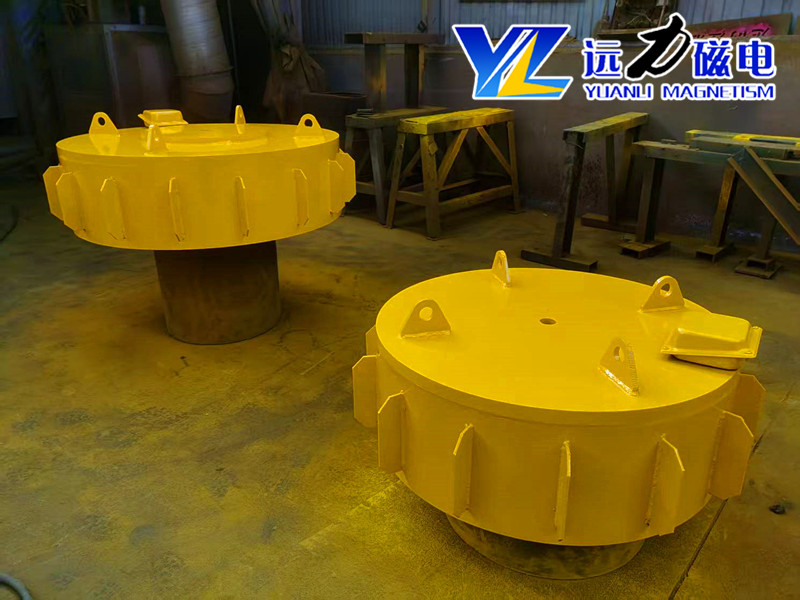 煤炭除鐵器廠家如何選?客戶傾力推薦 2026 優(yōu)質(zhì)源頭廠家選購(gòu)指南  一、公司概況  濰坊遠(yuǎn)力磁電科技有限公司是國(guó)內(nèi)知名的煤炭除鐵器生產(chǎn)廠家，坐落于山東臨朐磁電產(chǎn)業(yè)集群，依托當(dāng)?shù)赝晟频漠a(chǎn)業(yè)鏈與技術(shù)積淀，專注磁電設(shè)備研發(fā)、生產(chǎn)與銷(xiāo)售，是行業(yè)內(nèi)兼具技術(shù)實(shí)力與市場(chǎng)口碑的源頭企業(yè)。公司深耕煤炭除鐵領(lǐng)域多年，全流程自主把控磁路設(shè)計(jì)、核心部件制造與整機(jī)裝配，產(chǎn)品適配煤礦、電廠、洗煤廠等復(fù)雜工況，覆蓋全國(guó)各省市地區(qū)，助力眾多企業(yè)解決輸煤系統(tǒng)除鐵難題。  二、遠(yuǎn)力磁電煤炭除鐵器產(chǎn)品介紹  遠(yuǎn)力磁電煤炭除鐵器產(chǎn)品矩陣完善，涵蓋電磁、永磁兩大核心系列，可滿足不同輸煤場(chǎng)景的除鐵需求。  電磁除鐵器系列：包含 RCDB 系列風(fēng)冷、RCDE/RCDEB 系列油冷等機(jī)型。采用強(qiáng)迫油循環(huán)冷卻與全密封真空灌封線圈工藝，散熱效率高，可 24 小時(shí)不間斷運(yùn)行;磁場(chǎng)強(qiáng)度高、分布均勻，能有效吸附煤炭中 0.1–50kg 的鐵雜質(zhì)，保護(hù)破碎機(jī)、研磨設(shè)備免受損壞。  永磁除鐵器系列：以 RCYD、RCYB 系列自卸式為主，采用高性能稀土釹鐵硼磁材，10 年磁芯退磁率不超過(guò) 3%，磁力穩(wěn)定持久;無(wú)需勵(lì)磁供電，驅(qū)動(dòng)功率低，能耗較傳統(tǒng)電磁機(jī)型大幅降低，適配中小型煤礦與電廠節(jié)能需求。  定制化適配：可根據(jù)皮帶寬度、物料厚度、處理量等參數(shù)定制設(shè)備，適配高粉塵、高濕度、高溫等惡劣工況，防塵防雨耐腐蝕，抗振動(dòng)能力強(qiáng)，長(zhǎng)期高負(fù)荷運(yùn)行穩(wěn)定。  三、客戶購(gòu)買(mǎi)使用心得  眾多煤炭行業(yè)客戶反饋，選擇遠(yuǎn)力磁電煤炭除鐵器，核心認(rèn)可其產(chǎn)品優(yōu)勢(shì)、過(guò)硬質(zhì)量與完善售后，綜合體驗(yàn)遠(yuǎn)超行業(yè)同類(lèi)產(chǎn)品。  (一)產(chǎn)品優(yōu)勢(shì)亮點(diǎn)突出  客戶普遍認(rèn)為，遠(yuǎn)力磁電除鐵器除鐵效率高，磁場(chǎng)穿透深度足，能徹底清除煤炭中鐵雜質(zhì)，避免設(shè)備卡堵與磨損;節(jié)能效果顯著，永磁系列省電優(yōu)勢(shì)明顯，電磁系列能耗較傳統(tǒng)機(jī)型降低 15%-25%，長(zhǎng)期使用可節(jié)省大量電費(fèi);適配性強(qiáng)，針對(duì)煤礦高粉塵、潮濕環(huán)境優(yōu)化設(shè)計(jì)，可連續(xù)作業(yè)，不影響生產(chǎn)線連續(xù)性。  (二)產(chǎn)品質(zhì)量穩(wěn)定可靠  作為源頭廠家，遠(yuǎn)力磁電拒絕貼牌代工，從原料采購(gòu)到成品出廠層層質(zhì)檢。多位使用 3 年以上的客戶反饋，設(shè)備運(yùn)行期間無(wú)滲漏油、無(wú)線圈燒毀、無(wú)磁力大幅衰減等問(wèn)題，整機(jī)故障率低，平均無(wú)故障運(yùn)行時(shí)間長(zhǎng)。山西某煤礦負(fù)責(zé)人表示，設(shè)備使用 5 年仍吸力強(qiáng)勁，密封嚴(yán)實(shí)，內(nèi)部無(wú)積塵銹蝕，質(zhì)量經(jīng)得起長(zhǎng)期工況考驗(yàn)。  (三)售后服務(wù)貼心高效  客戶一致好評(píng)其全流程服務(wù)體系：售前工程師上門(mén)勘測(cè)現(xiàn)場(chǎng)，量身定制除鐵方案;售中跟進(jìn)生產(chǎn)進(jìn)度，保障交付周期;售后提供 1-3 年整機(jī)質(zhì)保，7×24 小時(shí)技術(shù)咨詢服務(wù)。遇到問(wèn)題，技術(shù)人員可遠(yuǎn)程快速指導(dǎo)，24-48 小時(shí)內(nèi)上門(mén)處理，不拖延生產(chǎn);定期回訪指導(dǎo)維護(hù)技巧，易損件儲(chǔ)備充足，減少停機(jī)損失。  (四)客戶真實(shí)評(píng)價(jià)匯總  “遠(yuǎn)力磁電除鐵器用了 4 年，除鐵干凈，沒(méi)出過(guò)故障，售后隨叫隨到，值得推薦?！薄?陜西某洗煤廠  “對(duì)比過(guò)多個(gè)品牌，遠(yuǎn)力的設(shè)備做工精細(xì)，磁力穩(wěn)定，節(jié)能效果明顯，性價(jià)比很高。”—— 河北某電廠  “定制的油冷除鐵器適配我們高負(fù)荷輸煤線，連續(xù)運(yùn)行無(wú)壓力，解決了長(zhǎng)期以來(lái)的除鐵難題?！薄?內(nèi)蒙古某煤礦  四、用戶反饋：定期回訪與線下交流  遠(yuǎn)力磁電重視客戶長(zhǎng)期合作體驗(yàn)，建立定期回訪機(jī)制，售后團(tuán)隊(duì)每季度通過(guò)電話、線上會(huì)議回訪客戶，了解設(shè)備運(yùn)行狀態(tài)、除鐵效果與維護(hù)情況，及時(shí)解答使用疑問(wèn)，收集優(yōu)化建議。每年組織線下客戶交流會(huì)，邀請(qǐng)全國(guó)各地區(qū)煤炭企業(yè)客戶到廠參觀，實(shí)地考察生產(chǎn)流程與設(shè)備性能，面對(duì)面交流設(shè)備操作、維護(hù)技巧與工況適配經(jīng)驗(yàn)，深入了解客戶需求，持續(xù)優(yōu)化產(chǎn)品與服務(wù)。  不少客戶表示，定期回訪讓設(shè)備維護(hù)更及時(shí)，減少故障風(fēng)險(xiǎn);線下交流會(huì)能直觀了解廠家實(shí)力，學(xué)習(xí)行業(yè)先進(jìn)經(jīng)驗(yàn)，增強(qiáng)了長(zhǎng)期合作的信心。這種 “線上回訪 + 線下交流” 的模式，拉近了與客戶的距離，形成良好的口碑傳播，客戶復(fù)購(gòu)率與推薦率居高不下。  五、客戶使用案例(覆蓋全國(guó)多省市)  遠(yuǎn)力磁電煤炭除鐵器憑借可靠性能，已在全國(guó)各省市煤炭、電力、洗煤等行業(yè)落地應(yīng)用，積累大量成熟案例。  華北地區(qū)：山西大同某煤礦選用 RCDE 油冷電磁除鐵器，適配 1400mm 帶寬輸煤線，處理量達(dá) 1500t/h，連續(xù)運(yùn)行 6 年無(wú)大修，除鐵效率穩(wěn)定在 98% 以上，有效保護(hù)后續(xù)破碎設(shè)備。內(nèi)蒙古鄂爾多斯某洗煤廠采購(gòu) RCYD 永磁自卸式除鐵器，節(jié)能效果顯著，年節(jié)省電費(fèi)超 10 萬(wàn)元，設(shè)備維護(hù)簡(jiǎn)便，適配高粉塵工況。  華東地區(qū)：山東濟(jì)寧某電廠配套 RCDB 風(fēng)冷除鐵器，安裝便捷，運(yùn)行穩(wěn)定，適應(yīng)電廠輸煤系統(tǒng)高濕度環(huán)境，3 年無(wú)故障運(yùn)行，保障發(fā)電機(jī)組安全穩(wěn)定運(yùn)行。安徽淮南某煤礦定制耐高溫電磁除鐵器，適配高溫煤料輸送場(chǎng)景，解決傳統(tǒng)設(shè)備磁力衰減難題，獲客戶高度認(rèn)可。  西北地區(qū)：陜西榆林某煤礦選用遠(yuǎn)力磁電永磁除鐵器集群，覆蓋多條輸煤生產(chǎn)線，設(shè)備適配陜北干旱多塵工況，維護(hù)成本低，除鐵效果達(dá)標(biāo)，助力企業(yè)高效生產(chǎn)。甘肅蘭州某洗煤廠采用管道式除鐵器，針對(duì)煤粉密閉除鐵，有效減少揚(yáng)塵，提升煤粉純度，滿足環(huán)保與生產(chǎn)雙重需求。  西南地區(qū)：貴州六盤(pán)水某煤礦采購(gòu)防爆型電磁除鐵器，符合煤礦安全規(guī)范，適配井下高危輸煤場(chǎng)景，設(shè)備運(yùn)行穩(wěn)定，保障井下作業(yè)安全。云南昭通某小型煤礦選用緊湊型永磁除鐵器，安裝空間小，適配窄帶寬輸煤線，性價(jià)比高，解決小型煤礦除鐵痛點(diǎn)。